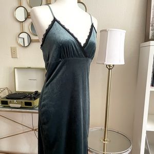 Forever 21 Green Velvet Slip Dress Large